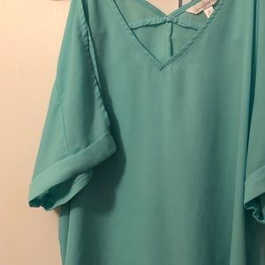 Teal blouse with shoulder slits Large